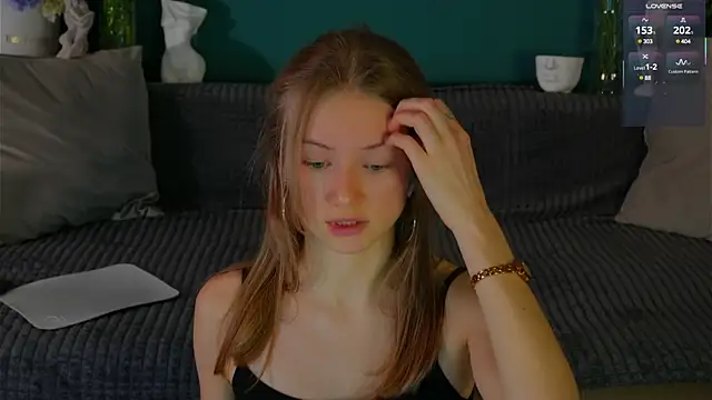 Alexandra Demore online show from February 28, 2025, 8:18 pm