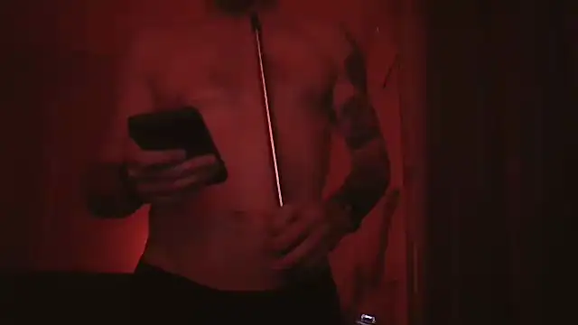 Snapshot of Andykisss chatting on September 17, 2025, 5:37 pm Andykisss online show from September 17, 2025, 5:37 pm