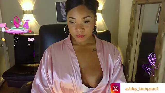 ashley Tompson1 online show from March 3, 2025, 6:24 pm