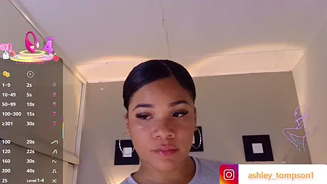 ashley Tompson1 online show from February 26, 2025, 12:38 pm