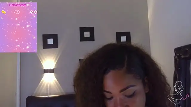 ashley Tompson1 online show from February 10, 2025, 6:24 pm