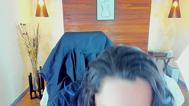 Snapshot of KatherineBond chatting on March 7, 2025, 9:48 pm KatherineBond online show from March 7, 2025, 9:48 pm