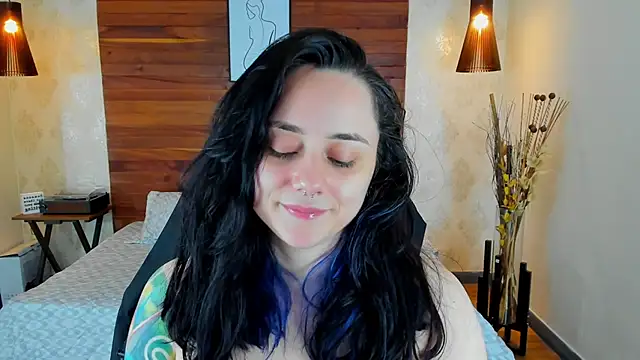 Snapshot of KatherineBond chatting on February 28, 2025, 11:56 pm KatherineBond online show from February 28, 2025, 11:56 pm