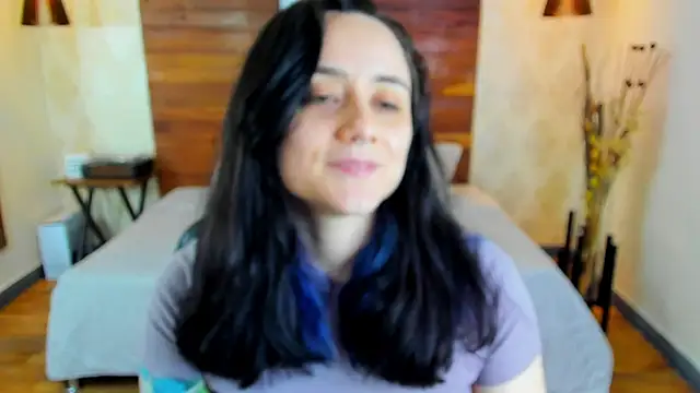 Snapshot of KatherineBond chatting on March 18, 2025, 10:26 pm KatherineBond online show from March 18, 2025, 10:26 pm