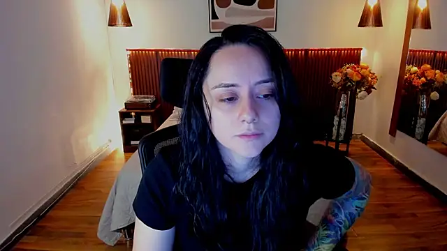 KatherineBond online show from July 31, 2026, 4:15 pm