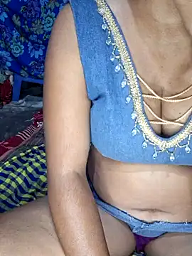 Priya Bong online show from January 3, 2025, 6:44 am
