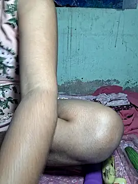 Snapshot of Priya_Bong chatting on January 17, 2026, 4:27 am Priya Bong online show from January 17, 2026, 4:27 am