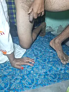 Snapshot of Priya_Bong chatting on February 20, 2026, 1:24 am Priya Bong online show from February 20, 2026, 1:24 am