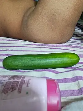 Priya Bong online show from September 24, 2025, 7:42 pm