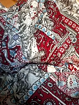 Snapshot of Priya_Bong chatting on February 26, 2026, 6:35 am Priya Bong online show from February 26, 2026, 6:35 am