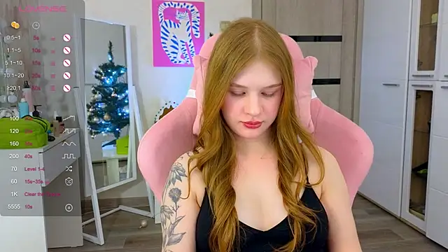 TrissMerigold9 online show from January 9, 2026, 9:22 pm