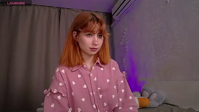 Snapshot of Evaa_Moonn_ chatting on November 25, 2025, 5:24 pm Evaa Moonn online show from November 25, 2025, 5:24 pm