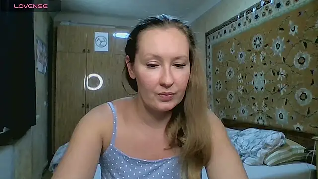 AnnaXLovers online show from July 30, 2026, 2:16 pm
