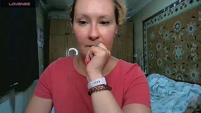 AnnaXLovers online show from July 23, 2026, 11:18 am