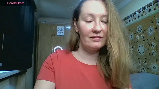 AnnaXLovers online show from March 18, 2026, 8:06 am