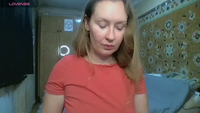 AnnaXLovers online show from July 7, 2026, 6:38 am