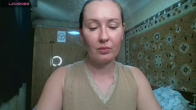 AnnaXLovers online show from June 13, 2026, 12:14 pm