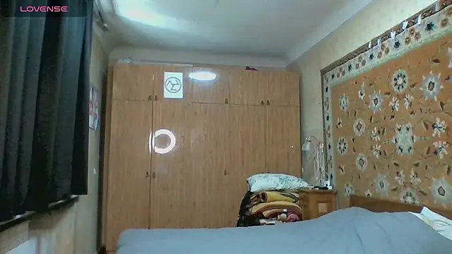 AnnaXLovers online show from July 10, 2026, 7:52 am