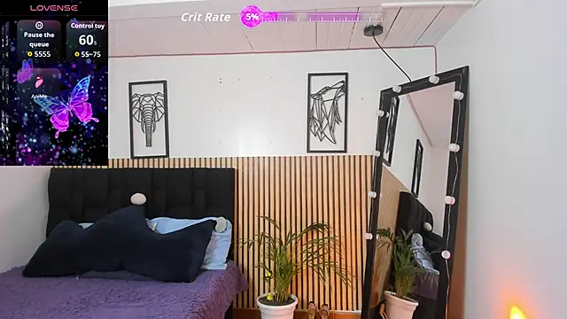 Snapshot of LILA_ELLIOT chatting on September 21, 2025, 1:11 am LILA ELLIOT online show from September 21, 2025, 1:11 am