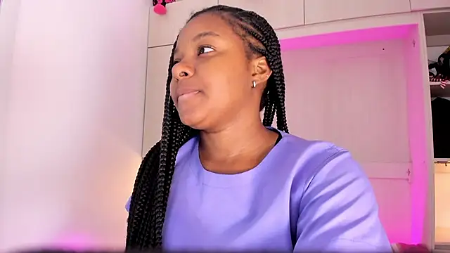 tamaraa smiith online show from February 12, 2025, 11:40 am