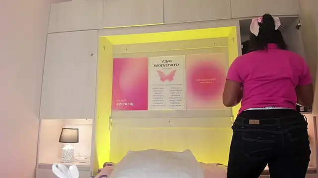 tamaraa smiith online show from February 12, 2026, 7:46 pm