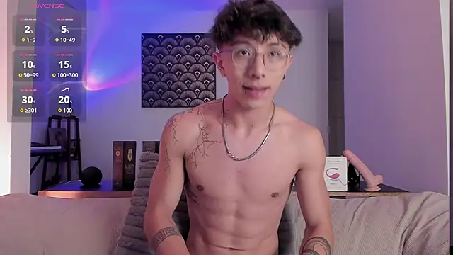 im  thomass online show from December 21, 2025, 2:13 am