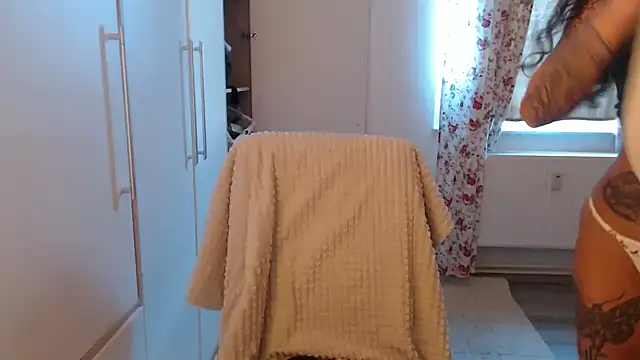 Davinja online show from January 14, 2026, 12:42 pm