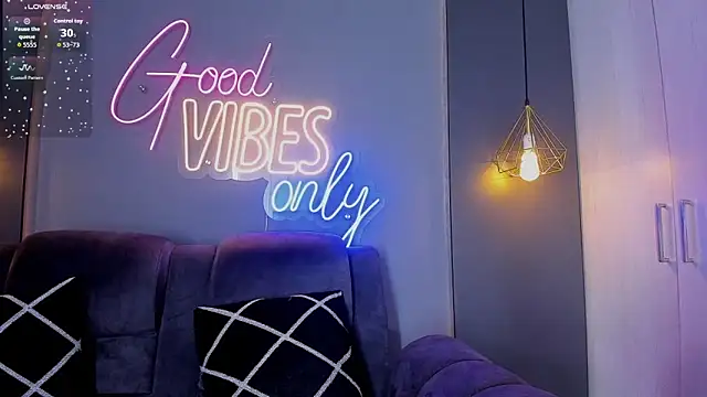 Snapshot of LOLIITA__LOVE chatting on October 22, 2025, 6:07 pm LOLIITA  LOVE online show from October 22, 2025, 6:07 pm