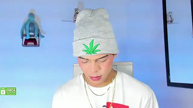 Snapshot of visaelX chatting on March 20, 2025, 3:14 pm visaelX online show from March 20, 2025, 3:14 pm