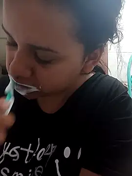  Miaaleon online show from February 7, 2026, 9:50 am