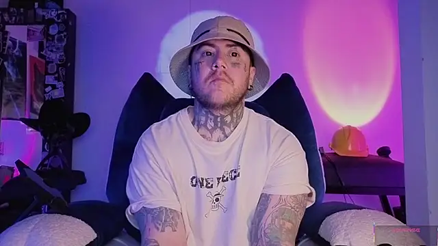 Ash gusbig online show from January 8, 2026, 3:34 am