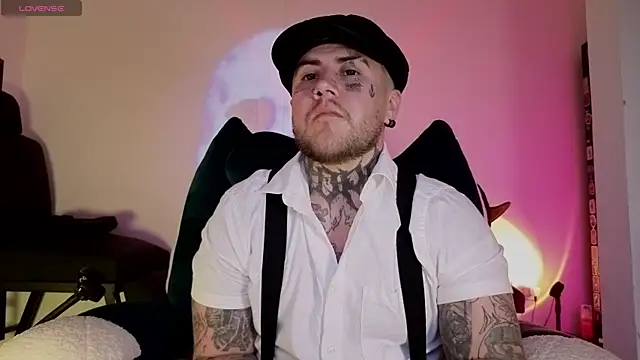 Ash gusbig online show from November 12, 2025, 3:21 am