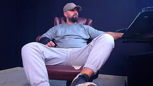 Snapshot of JackEthann chatting on October 1, 2025, 4:28 am JackEthann online show from October 1, 2025, 4:28 am