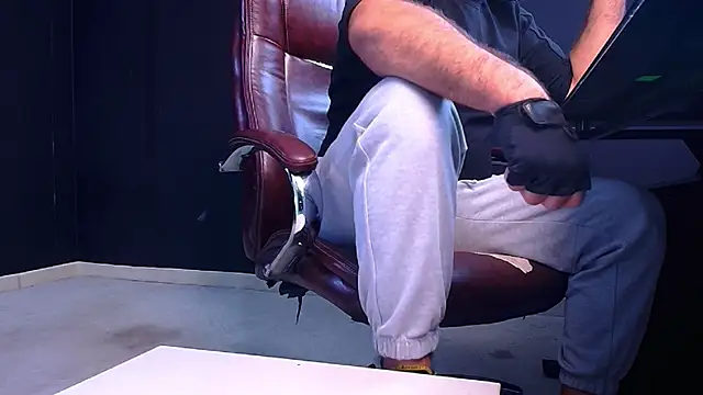 Snapshot of JackEthann chatting on September 18, 2025, 5:21 am JackEthann online show from September 18, 2025, 5:21 am