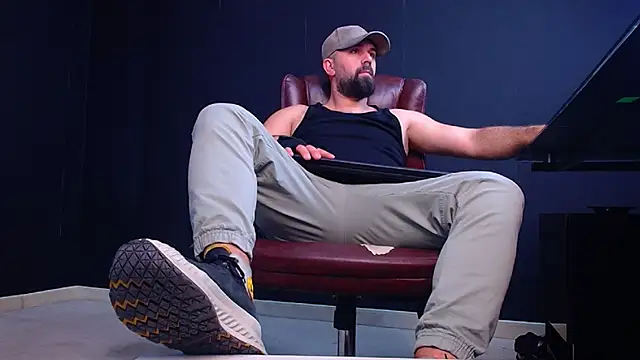 Snapshot of JackEthann chatting on October 17, 2025, 5:11 am JackEthann online show from October 17, 2025, 5:11 am