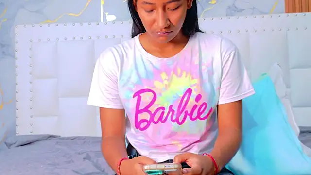 Snapshot of indianschoolgirl chatting on October 17, 2025, 7:26 pm indianschoolgirl online show from October 17, 2025, 7:26 pm