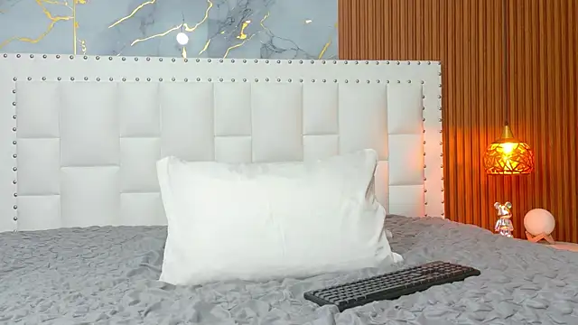 Snapshot of indianschoolgirl chatting on March 21, 2025, 10:50 pm indianschoolgirl online show from March 21, 2025, 10:50 pm