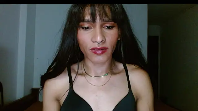 carolinemiller7 online show from January 31, 2025, 6:46 am