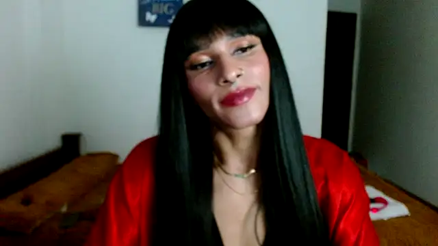 carolinemiller7 online show from December 6, 2024, 8:21 am