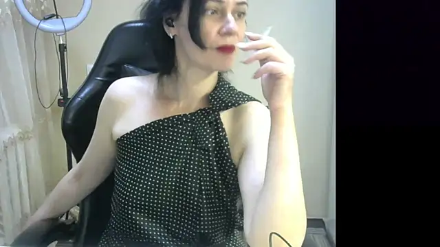 Snapshot of NkPulse chatting on February 4, 2026, 6:03 pm NkPulse online show from February 4, 2026, 6:03 pm