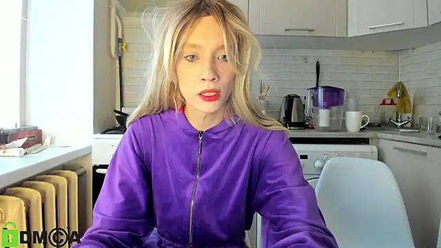  Alice Kitty online show from January 12, 2025, 12:12 pm