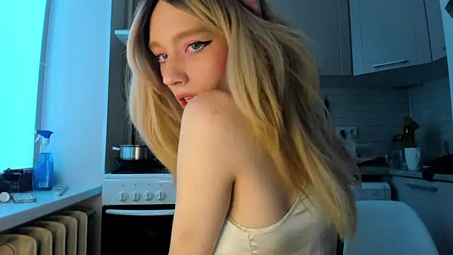  Alice Kitty online show from January 6, 2025, 9:19 am