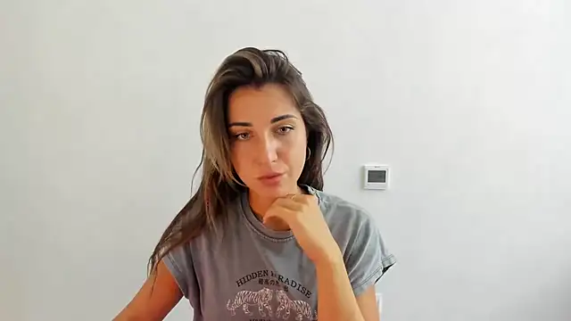 Snapshot of Summmmersky chatting on September 26, 2025, 10:00 am Summmmersky online show from September 26, 2025, 10:00 am