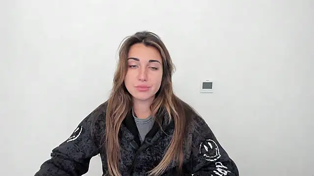 Snapshot of Summmmersky chatting on October 11, 2025, 8:54 pm Summmmersky online show from October 11, 2025, 8:54 pm