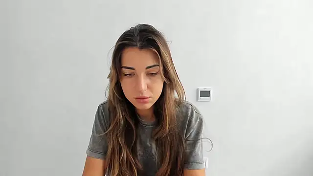 Snapshot of Summmmersky chatting on October 11, 2025, 8:37 am Summmmersky online show from October 11, 2025, 8:37 am