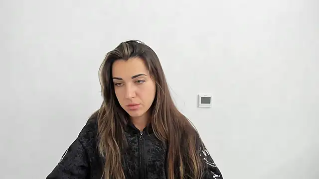 Summmmersky online show from November 17, 2025, 11:25 am