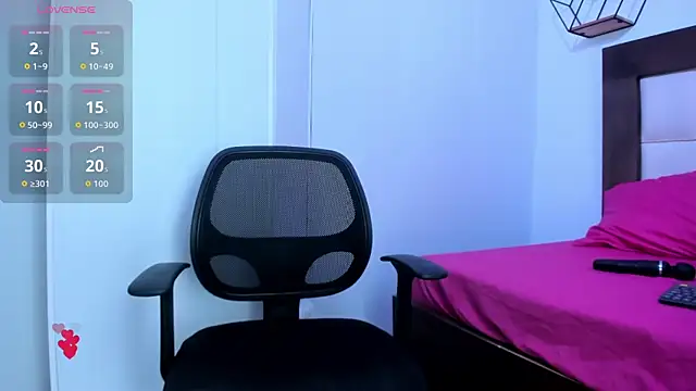 Snapshot of Abbyadams chatting on October 1, 2025, 3:11 am Abbyadams online show from October 1, 2025, 3:11 am