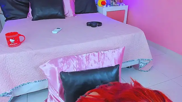 Snapshot of AnngelaSkye chatting on March 8, 2025, 11:05 am AnngelaSkye online show from March 8, 2025, 11:05 am