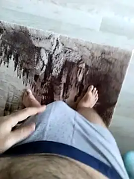 milf hunter 35 online show from June 16, 2026, 4:23 am