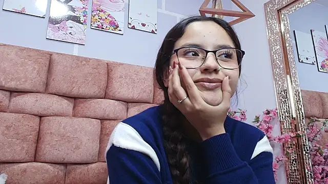 katecooper online show from March 1, 2025, 2:44 pm